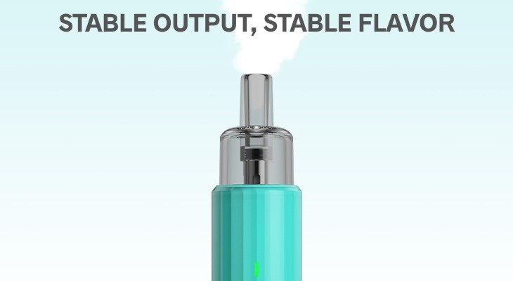 A Voopoo Doric Q vape kit with vapour coming from the mouthpiece
