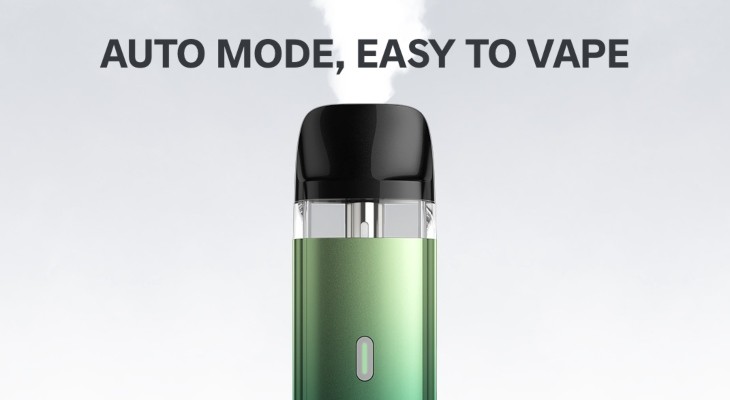 Voopoo Vinci SE with vapour coming from the mouthpiece