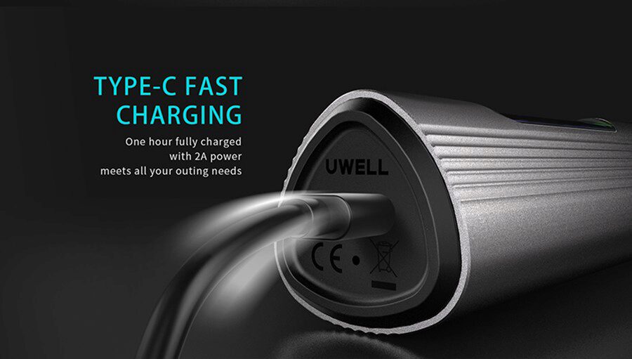 The Uwell T1 pod kit's 1200mAh battery can last longer between charges and can also be recharged quickly.